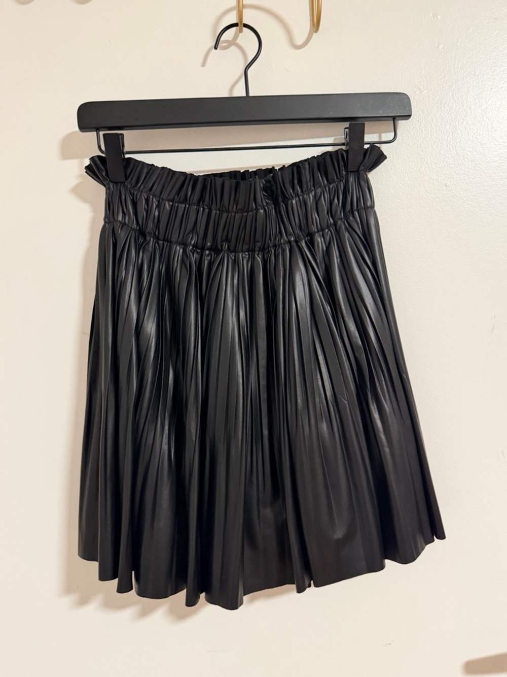 Zara Black Pleated Faux Leather Mini Skirt